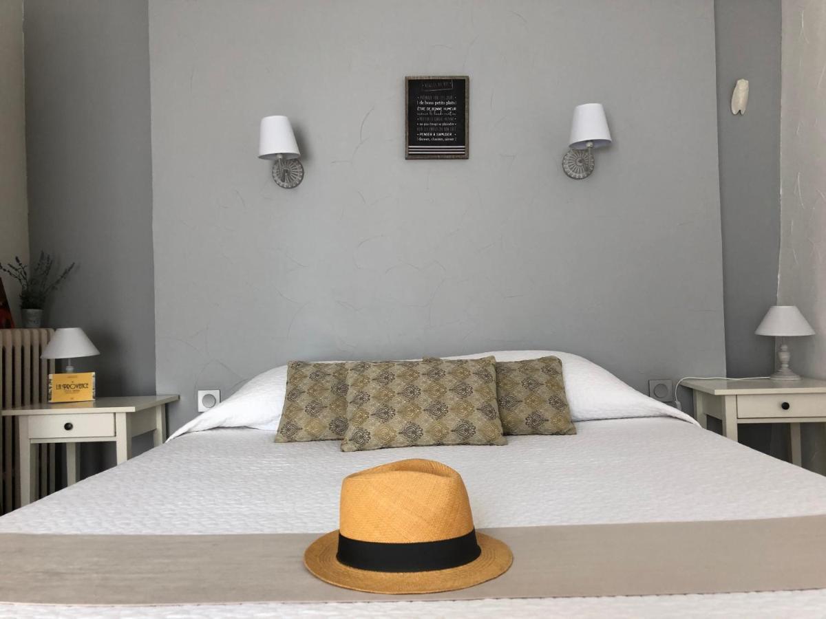 Hotel Le Flore Fréjus Kültér fotó