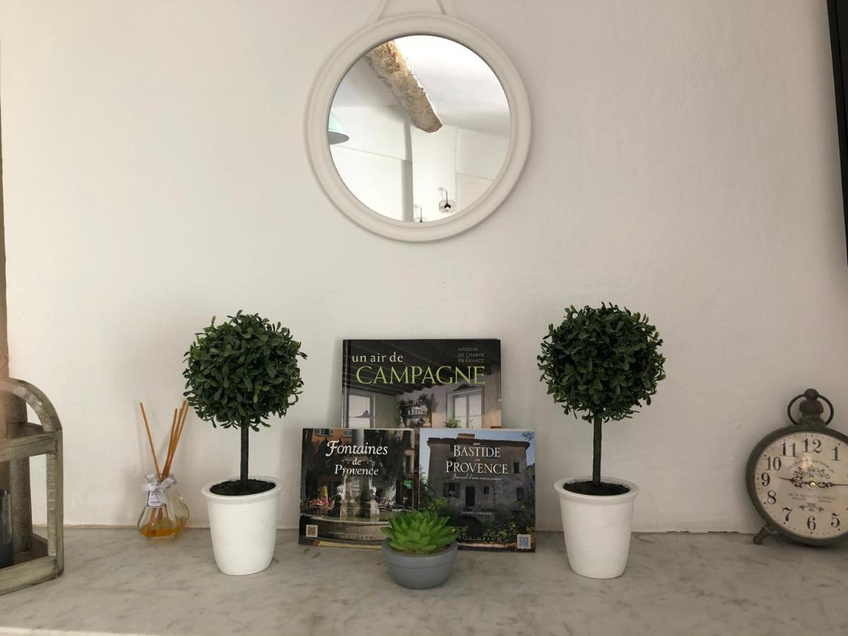 Hotel Le Flore Fréjus Kültér fotó