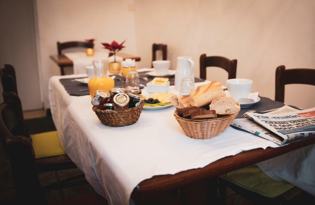 Hotel Le Flore Fréjus Kültér fotó